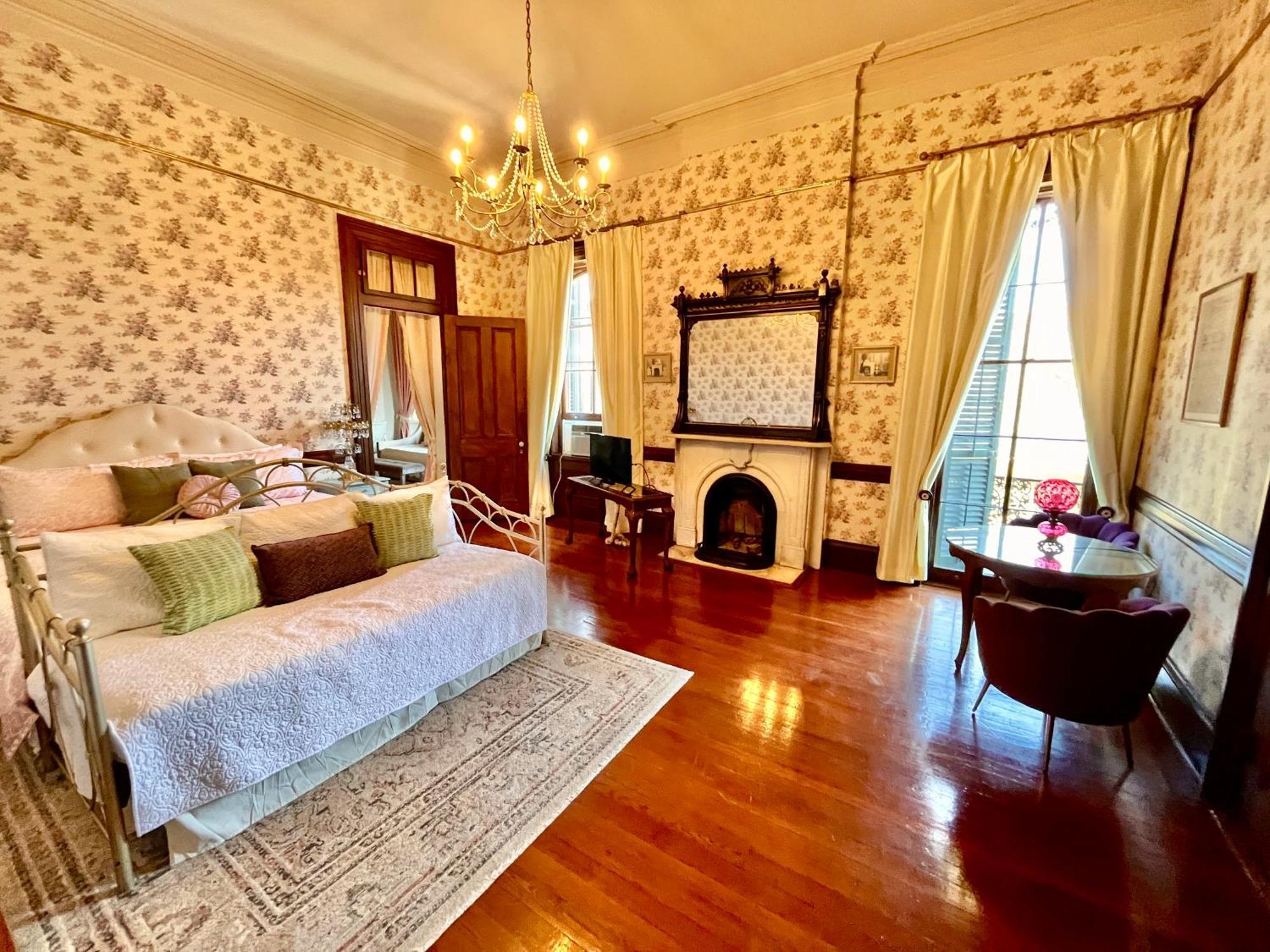 French Quarter Lanaux Mansion Bed And Breakfast 뉴올리언스 객실 사진