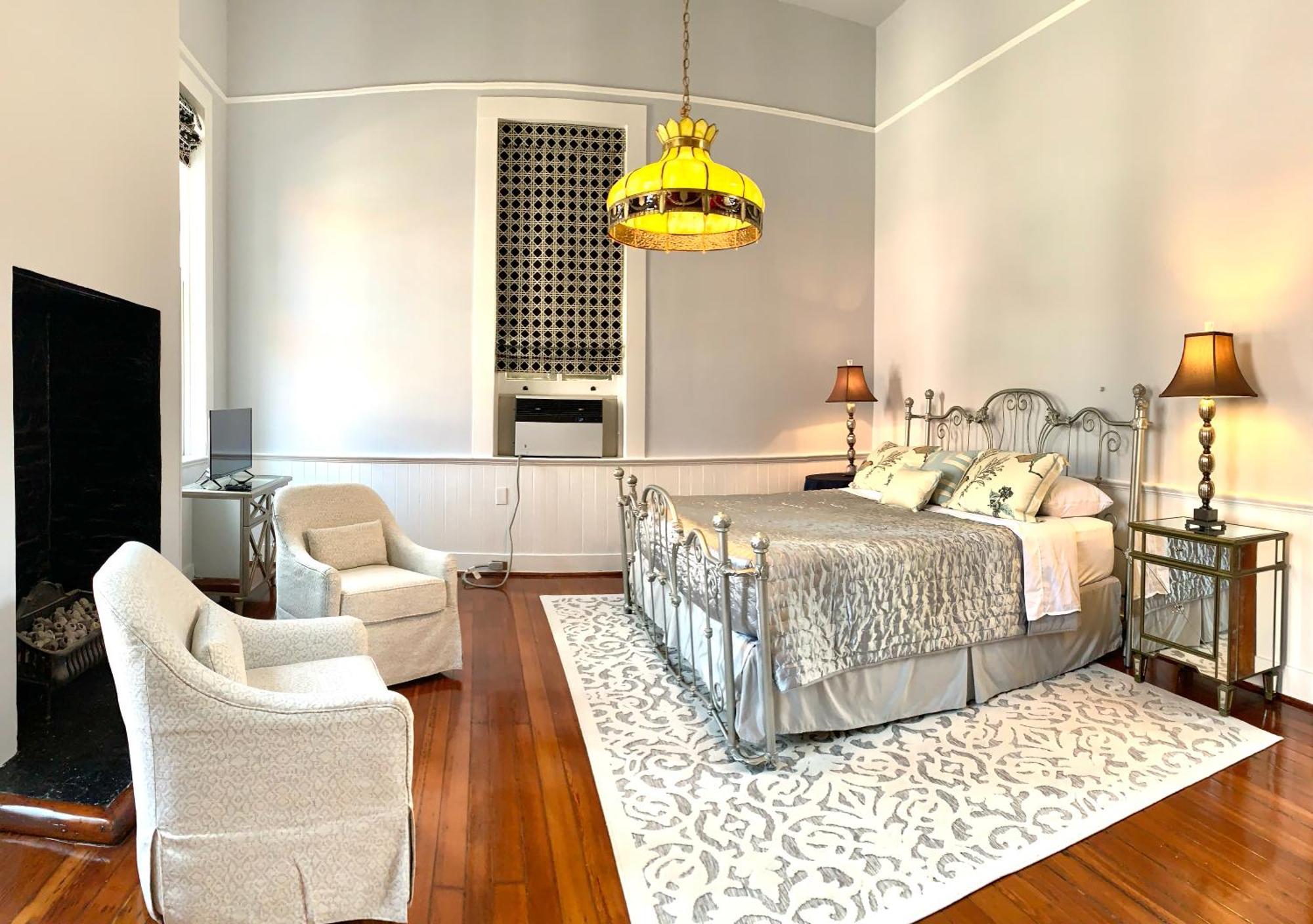 French Quarter Lanaux Mansion Bed And Breakfast 뉴올리언스 객실 사진